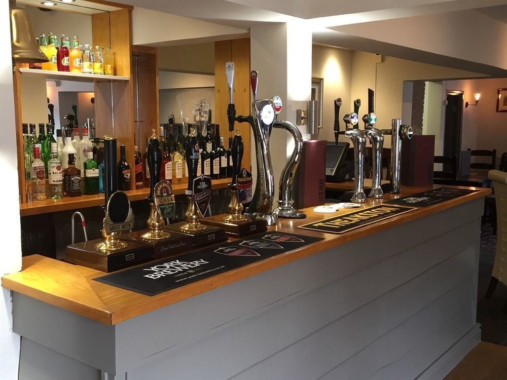 The Black Bull Inn Escrick Extérieur photo