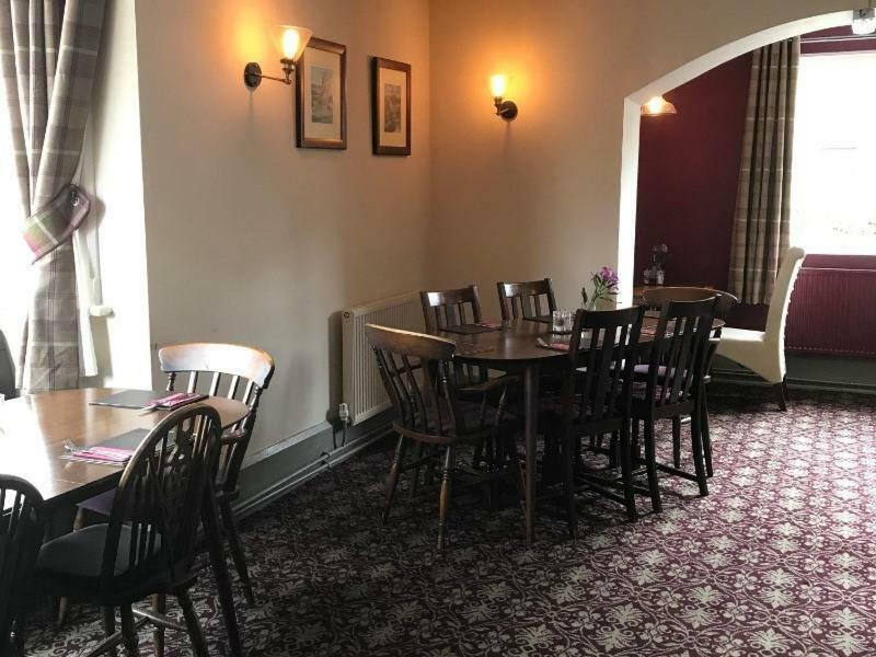 The Black Bull Inn Escrick Extérieur photo